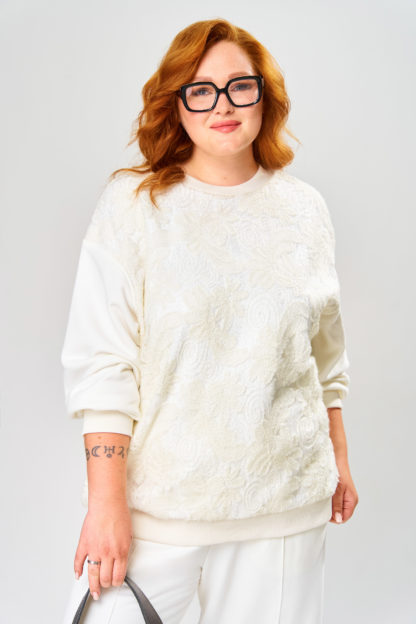 Джемпер с кружевом Джемпер с кружевом