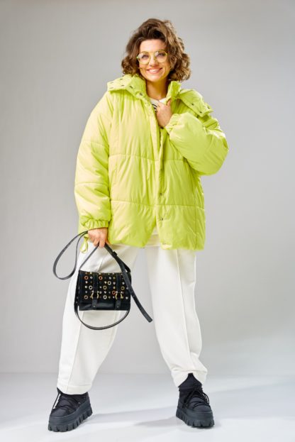 Яркая куртка в салатовом цвете 💚